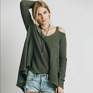 🔸Free People 🐿 Sunrise Cold-Shoulder knit top
